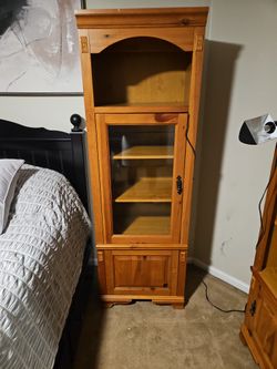 Decorative Cabinet/shelves