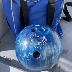 Columbia 300 10 LB Bowling Ball