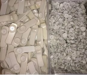Wholesale Bulk Lot of thousands Vintage 1990s EAS Retail Security Hard Tags with Pins