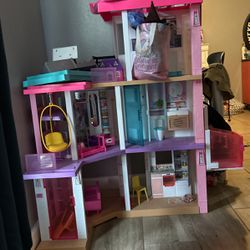 Barbie Doll House 