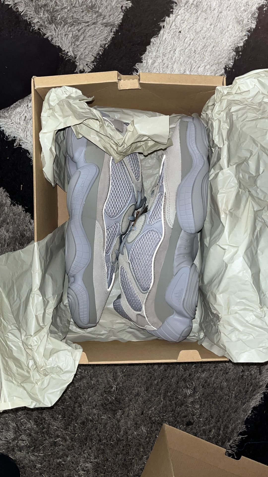 YEEZY
