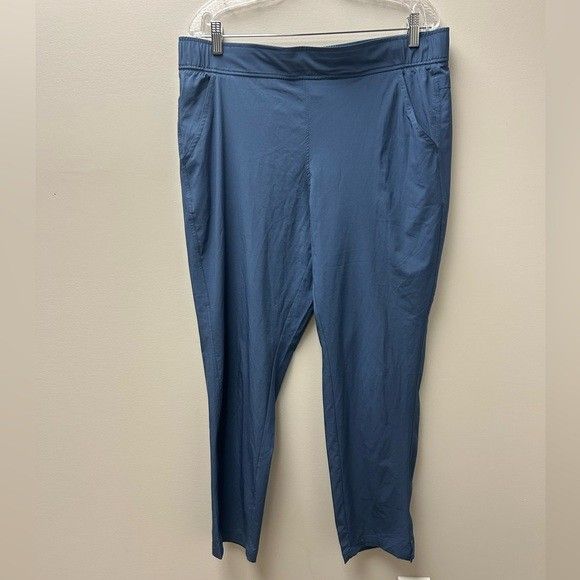 Eddie Bauer Blue Women’s Ankle Departure Pants