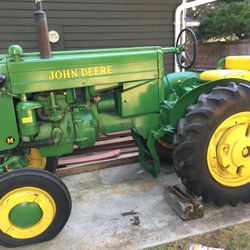 Tractor John Deere 