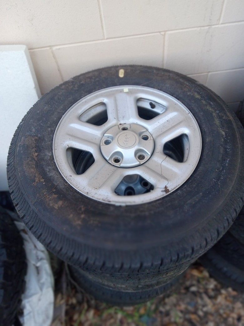 2018 Jeep Wrangler 5 Regular Wheels And Tires