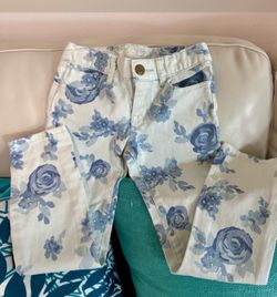Bundle of 5 girl's bottoms Size 5