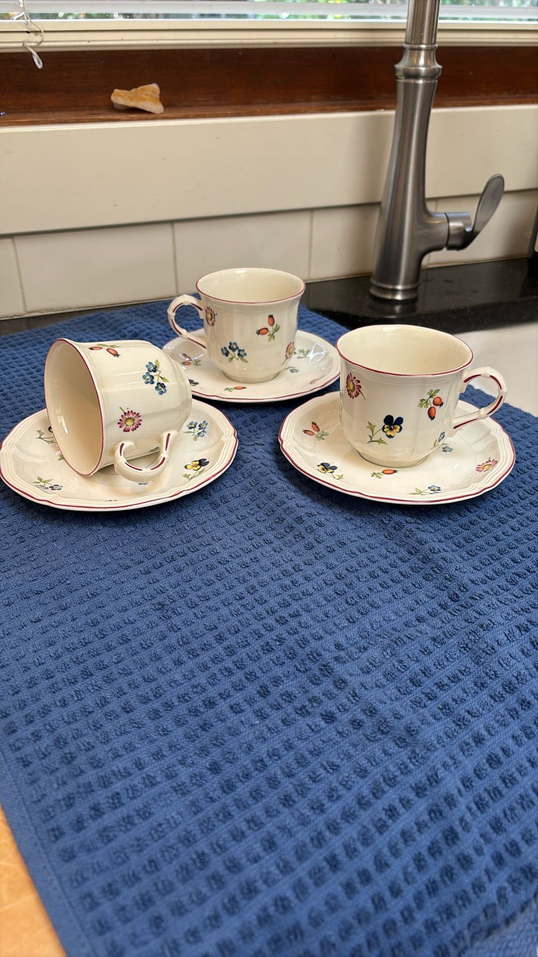 Villeroy & Boch Petite Fleur Cups And Saucers