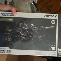 Joytoy Warhammer 40k Astra Militarum Ordnance Team With Bombast Field Gun 1:18