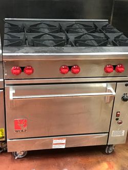 WOLF STOVE & CONVECTION OVEN