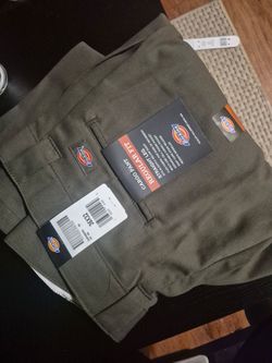 Dickies size 35x32
