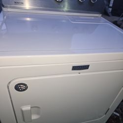 Maytag Gas Dryer Super Capacity And Heavy Duty Works Excellent