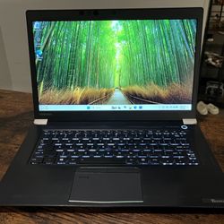 Toshiba Touch Screen 14” 1080p Windows 11 Pro Laptop I5 8th Gen 8GB Ram 256gb SSD 