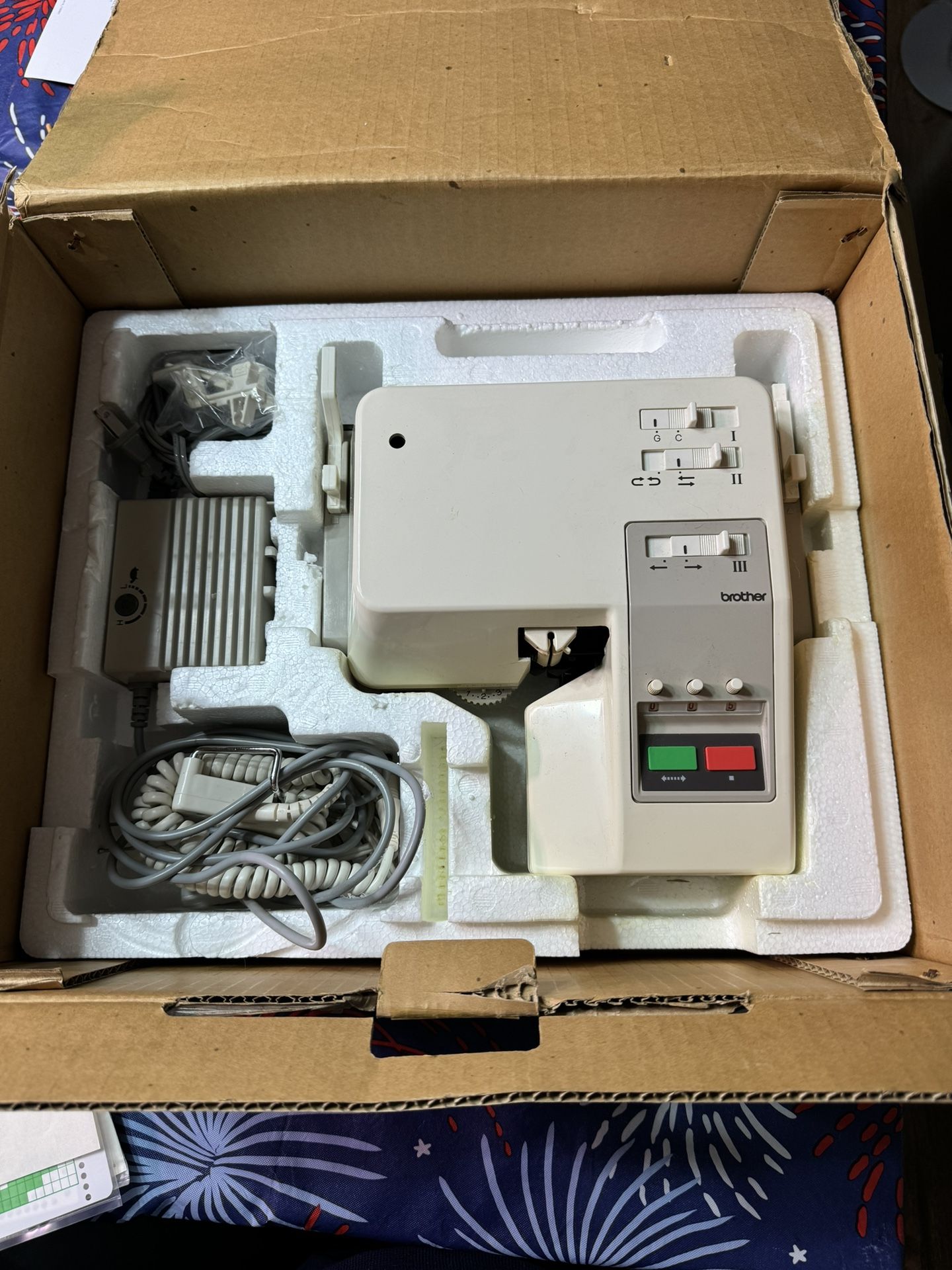 Brother KG88 Knitting Machine Elektroschlitten