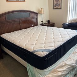Dreamcloud Premier Hybrid Mattress King 