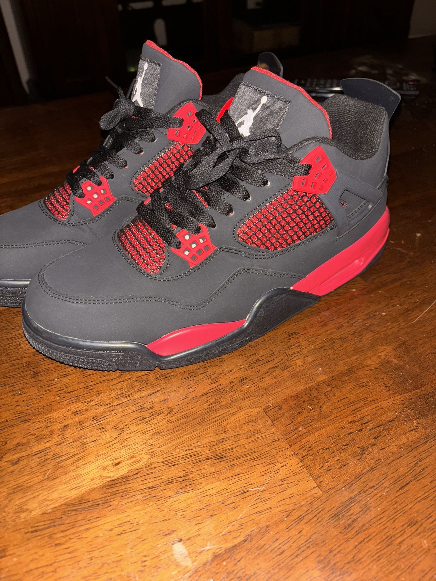 Jordan 4s Red Thunders