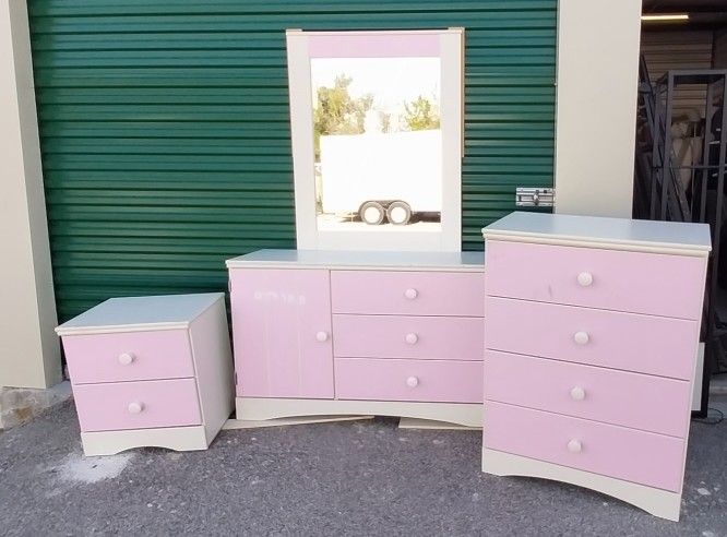 Girls Drawers