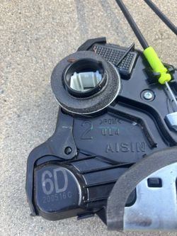 LEFT FRONT LEFT DRIVER SIDE DOOR LATCH ACTUATOR.