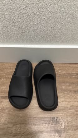 Yeezy Slides Onyx