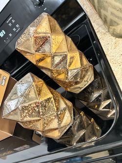 2 Candle Holders Gold Metallic