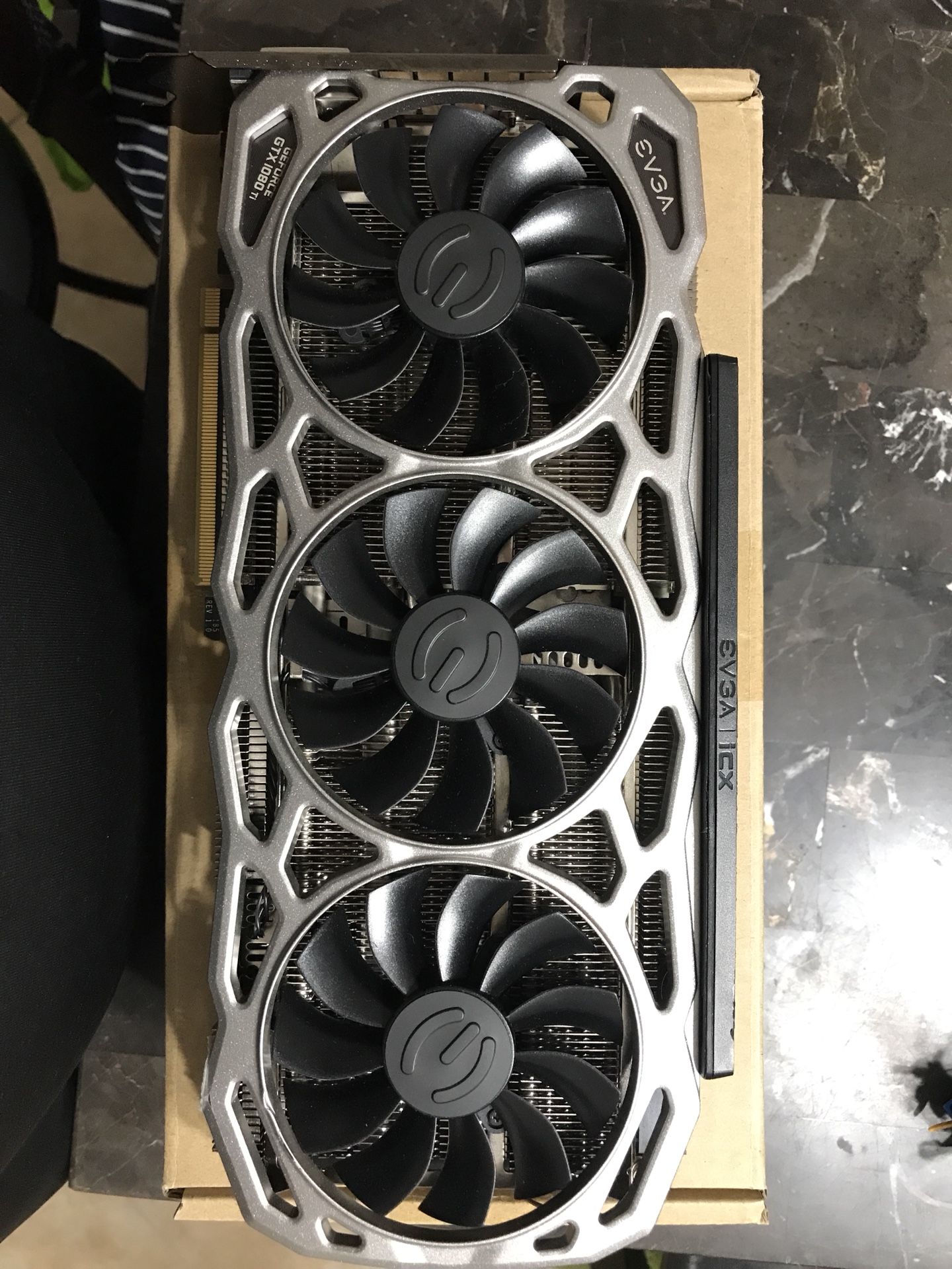 Evega Geforce GTX 1080 ti (no box)