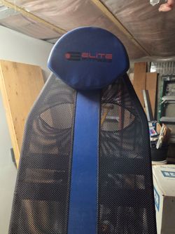 **Elite Fitness Inversion Table**