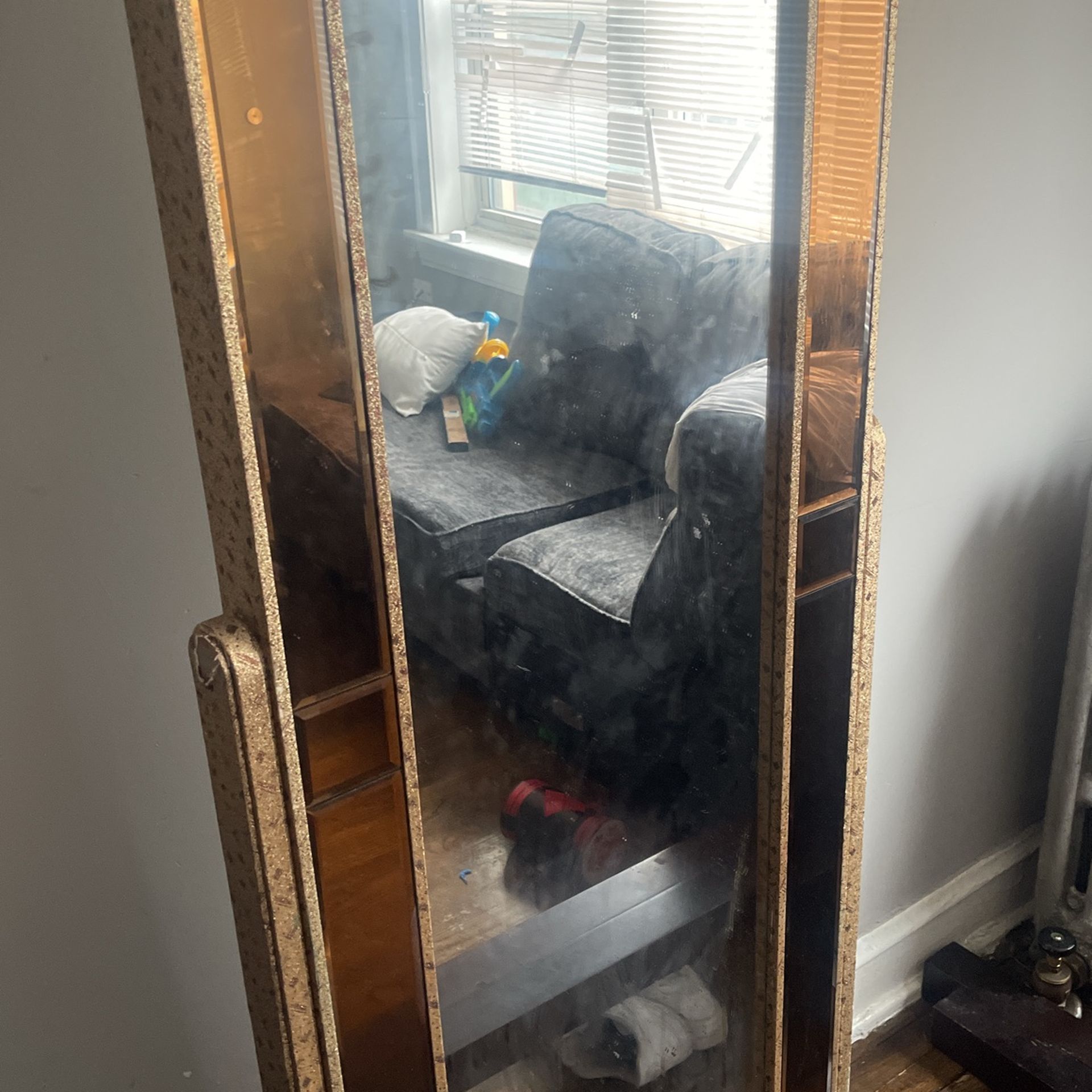 Double Sided Mirror