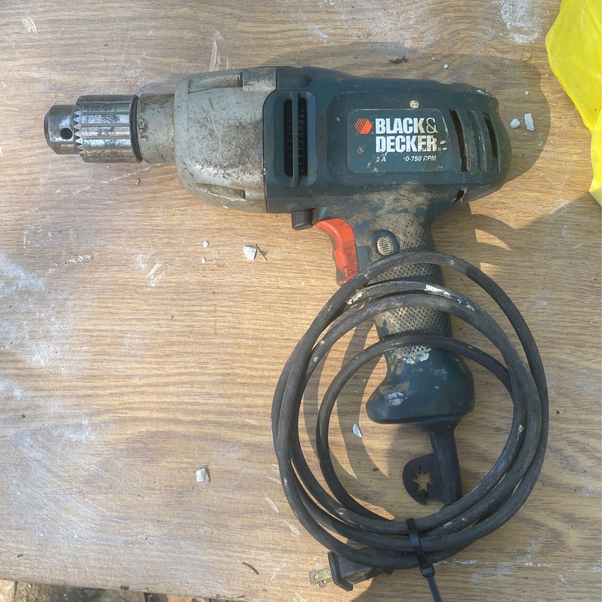Black & Decker Electric Drill