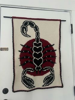 Crochet traditional Americana scorpion flag