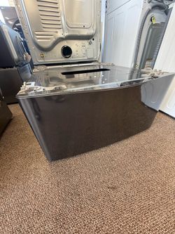 LG PEDESTAL WASHER