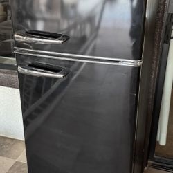 Retro Refrigerator 
