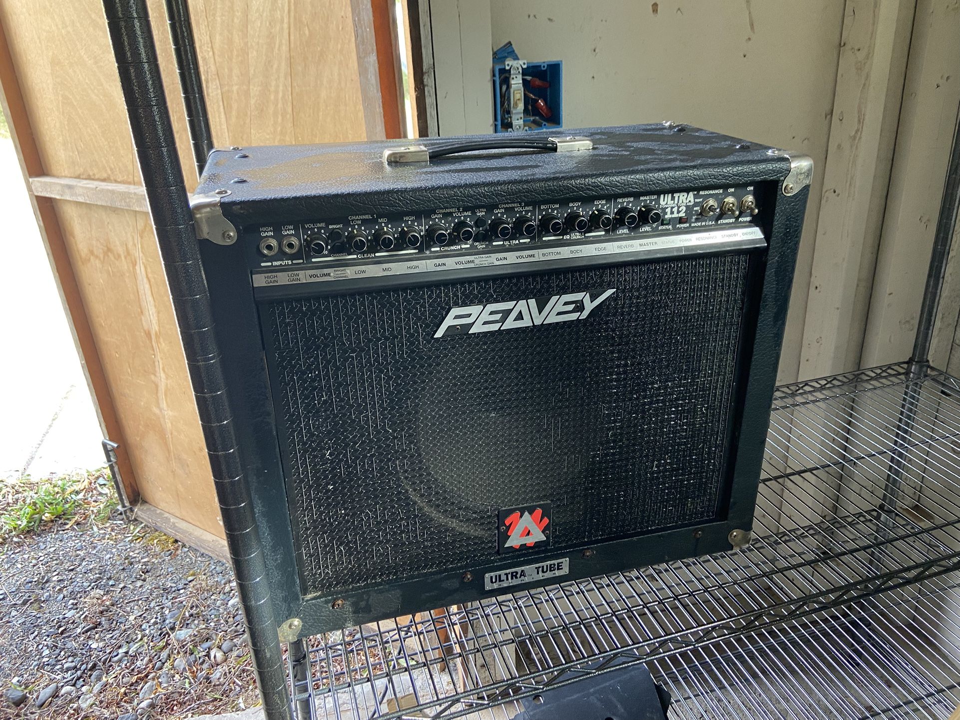 Peavey 3 Channel Tube Amp (Ultra 112)