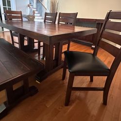 Dinning Table With Bar 
