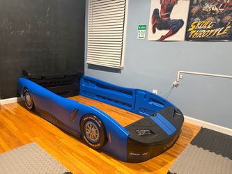 Step2 Delta Speed Racing Car Twin Bed