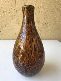 Hand blown glass flower vase