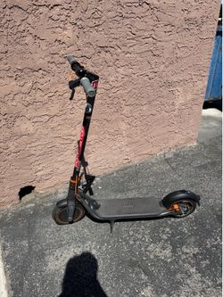 Segway Nine Bot f40 scooter