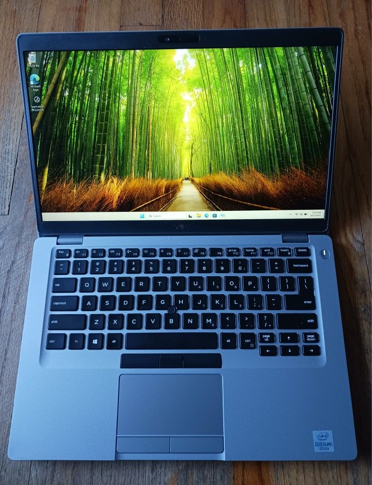 TouchScreen Dell Latitude Laptop Intel Core i5 10th Gen CPU 16 GB RAM 256 GB SSD Webcam 1080P LCD USB C Thunderbolt Port WiFi & BT Wireless Win 11 Pro