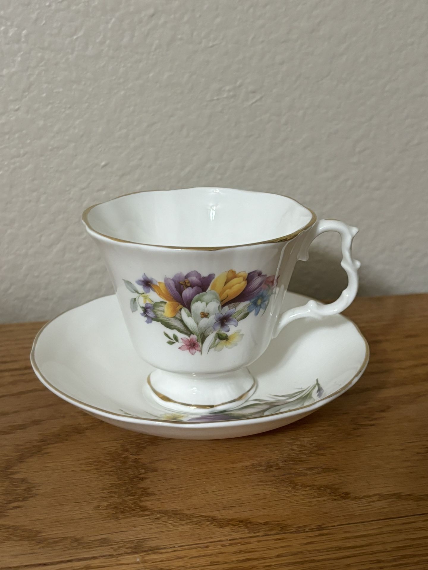 Bone China Teacup Set 