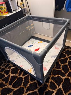Baby playpen