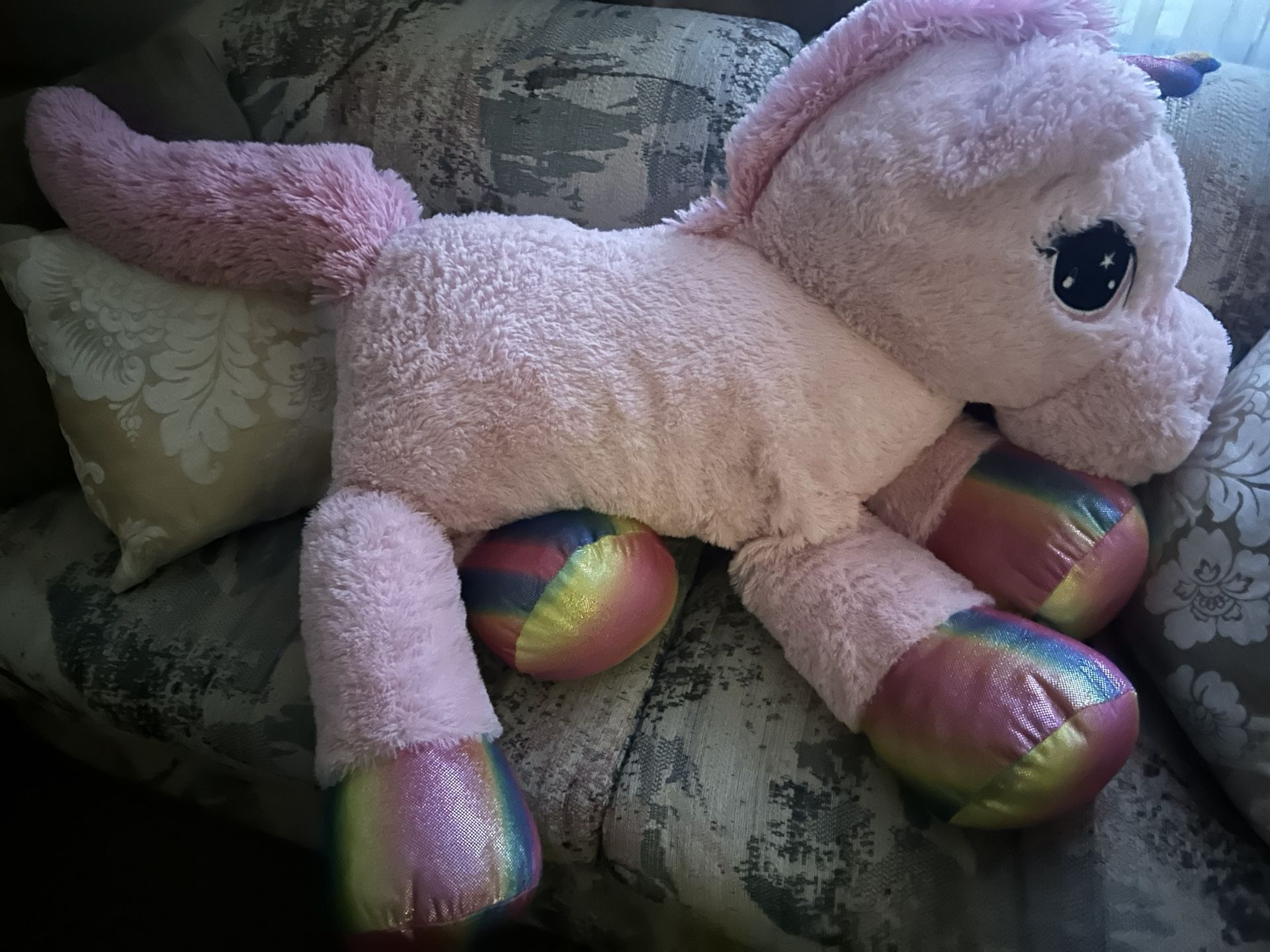Tezituor 43in Giant Unicorn Stuffed Animal, Rainbow Pink Stuffed Unicorn Toys for Girls and Women, Big Unicorn Plush Gifts for Valentines Day, Christ