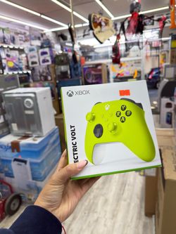 XBOX CONTROLLERS