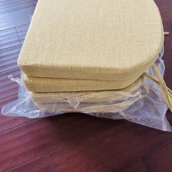 New Lovetex 4 Chair Cushion Set 16x16x2