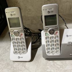 AT&T cordless phone set. Read description for details and location.