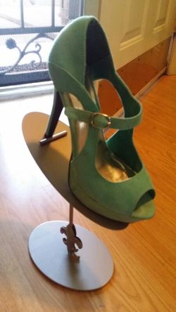 Charlotte Russe turquoise suede high heels...size 8...great condition!
