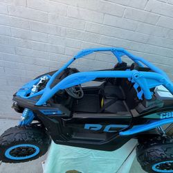 2 Seats Ride On UTV With Remote Control For Kids, 2 * 24V Batteries 4 * 200W Motors Licensed By CAN-AM UTV,23" Seats Width Electric Vehicle, EVA Wheel