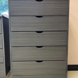 Five Drawers Dresser