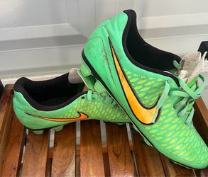 Nike men’s sport shoes
