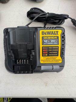 DeWalt Charger 4 AMP