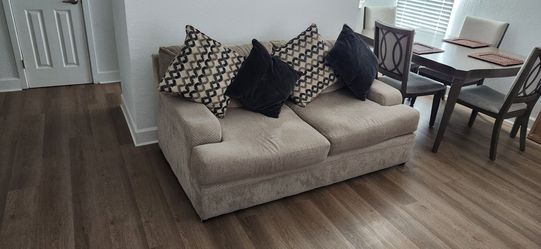 2 pieces sofa set