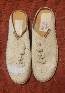 NEW Bottero Women's Comfort Slip-On Shoes – Size 9