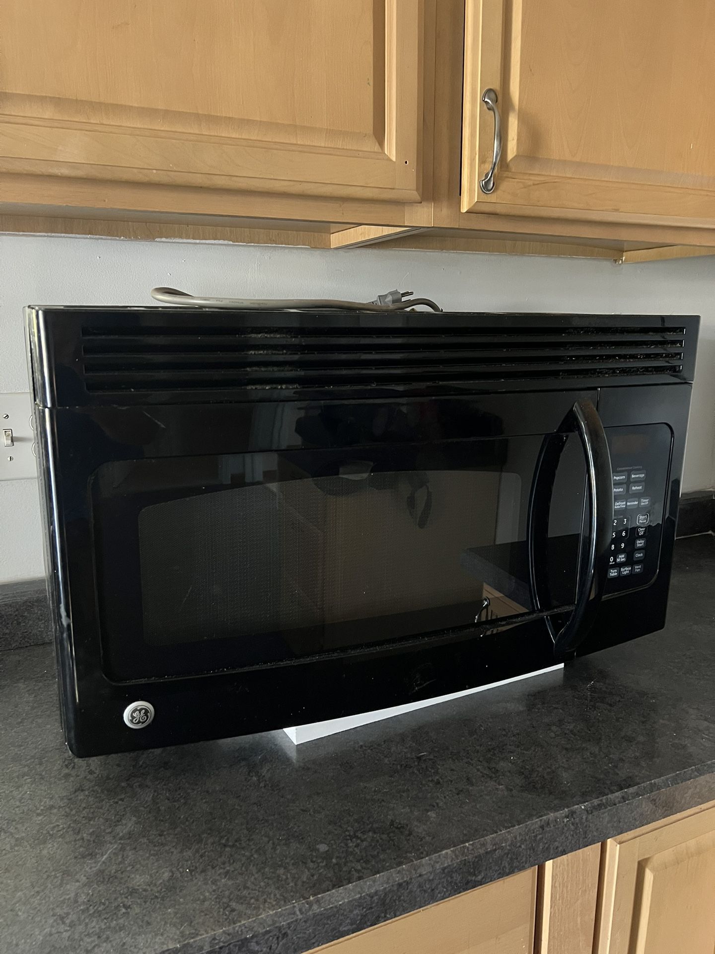 GE Microwave For Sale.