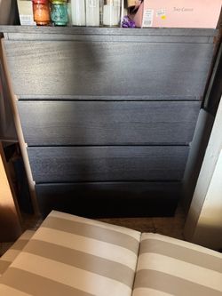IKEA Malm 4-Drawer Cheat Black